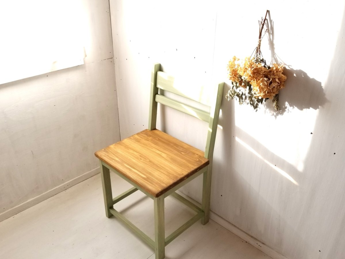 画像1: 無垢ヒノキで造る　チェア　椅子　イス　h950 w550 d470　【オスモオーク×みんと】　セミオーダー品 (1)