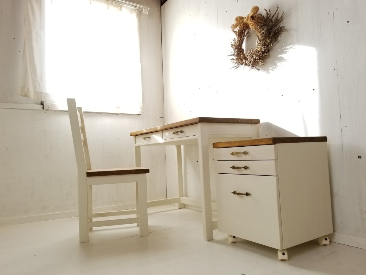 画像5: 無垢ヒノキで造る　デスク4点セット h720 w1000 d500　【オスモオーク×ミルキーホワイト】　セミオーダー品 (5)