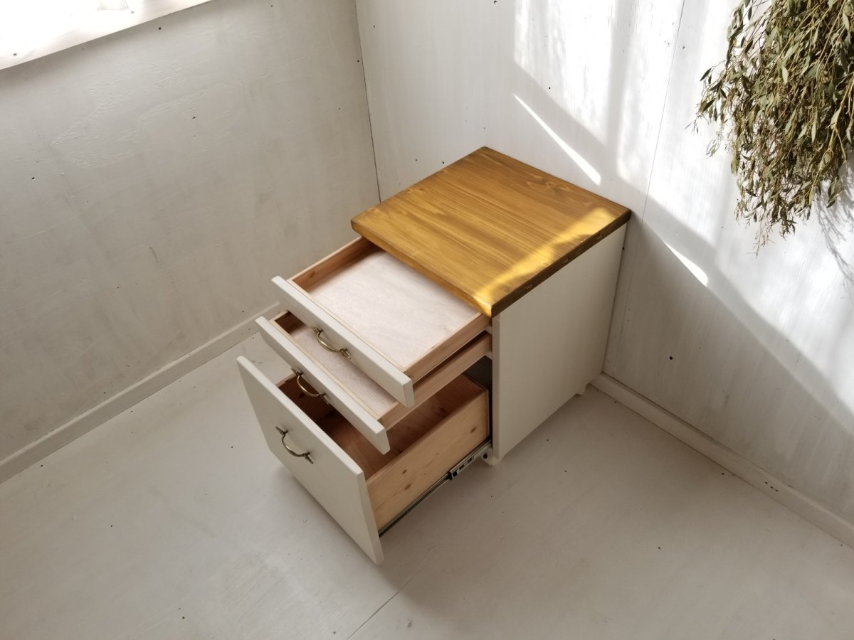 画像7: 無垢ヒノキで造る　デスク4点セット h720 w1000 d500　【オスモオーク×ミルキーホワイト】　セミオーダー品 (7)