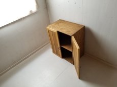 画像4: ナチュラルテイスト　キャビネット 木の扉　×２　天井取付仕様　h700 w600 d375 【オスモオーク】　セミオーダー品 (4)
