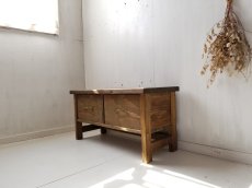 画像2: 無垢ヒノキで造る　パソコンデスク　学習机　ミシン台　テレビボード仕様　【type1】ｈ400× w800× d320 　【ステインオーク】　セミオーダー品　 (2)