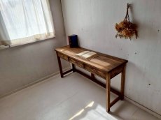画像5: 無垢ヒノキで造る　パソコンデスク　学習机　ミシン台　引き出し３杯【type1】ｈ700× w1400× d420 　【オスモウォルナット】　セミオーダー品　 (5)