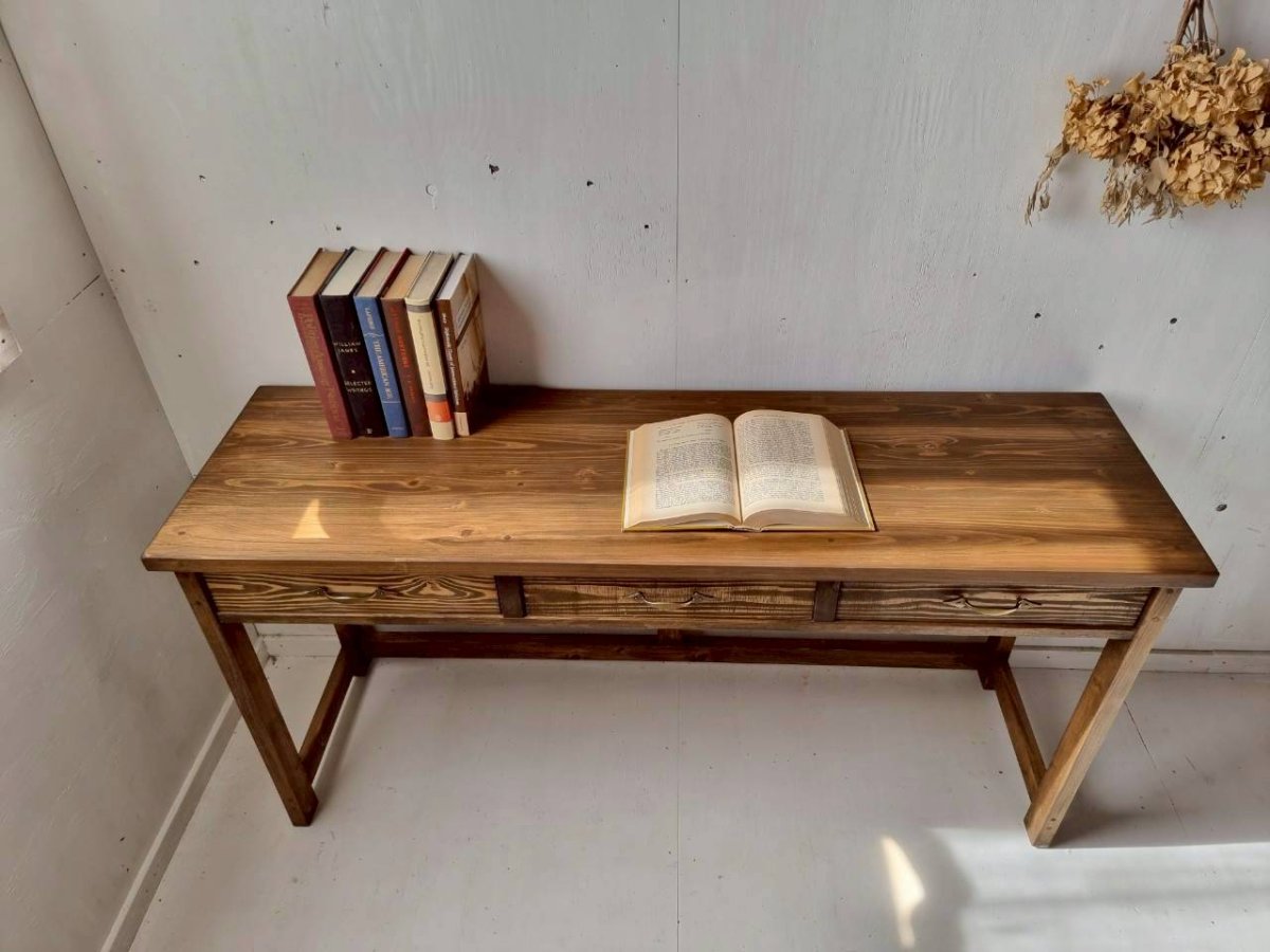 画像3: 無垢ヒノキで造る　パソコンデスク　学習机　ミシン台　引き出し３杯【type1】ｈ700× w1400× d420 　【オスモウォルナット】　セミオーダー品　 (3)