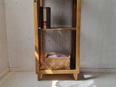 画像4: ナチュラルテイスト　キャビネット 壁面チキンネット仕様　h1300 w500 d300 【オスモオーク】　セミオーダー品 (4)