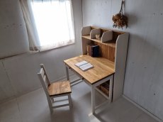 画像1: 無垢材で造る　学習机、椅子、カップボードのお得な３点セット　PCデスク　作業デスク　【オスモオーク×ミルキーホワイト】　セミオーダー品 (1)
