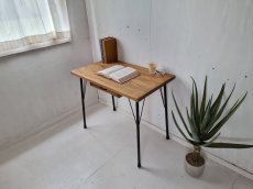 画像3: 無垢ヒノキで造る家具　アンティーク風　パソコンデスク　鉄脚　アイアン脚　h710 w850 d500 【オスモオーク】引き出し付き　セミオーダー品  (3)