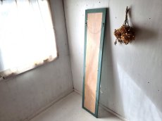 画像2: 無垢材で造る　姿見鏡　ミラー　床置き・壁掛け h1700 w350 【アンティークブルー】　セミオーダー品 (2)