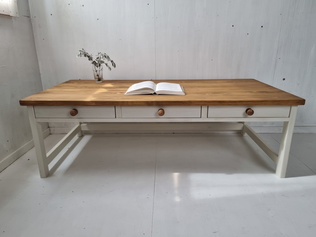 画像1: 無垢ヒノキで造る　パソコンデスク　学習机　ミシン台　引き出し３杯　高さ４５ｃｍ　【type2】　h450 w1400 d700 【オスモオークー×ホワイト】　セミオーダー品　 (1)