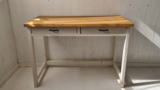 画像3: 無垢ヒノキで造る　パソコンデスク　学習机　飾り台　商品棚【type2】　取手違い３点セット　h700 w1000 d500 【オスモオーク×ミルキーホワイト】　セミオーダー品　 (3)