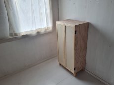 画像2: ナチュラルテイスト　キャビネット　観音開きタイプ　扉付　５段収納棚　脚付き　h1200 w600 d380 【無塗装】　セミオーダー品 (2)