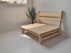 画像4: 無垢ヒノキで造る　背もたれ付　ベンチチェア 　h620 w900 d750 　２点セット　【無塗装】　セミオーダー品 (4)