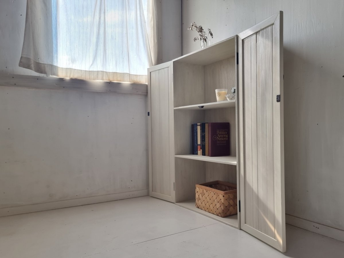 画像5: ナチュラルテイスト　キャビネット　観音開きタイプ　扉付　収納棚　木の扉　２点セット  h1098 w674 d325　【ミルキーホワイト】　セミオーダー品 (5)