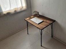 画像1: 無垢ヒノキで造る家具　アンティーク風　パソコンデスク　鉄脚　アイアン脚　h710 w800 d600  【ステインオーク】セミオーダー品 (1)