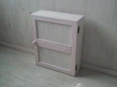 画像1: ナチュラルテイスト　キャビネット　木の扉　h490 w392 d150【ホワイト×ピンク】　セミオーダー品 (1)