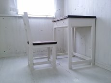 画像3: 無垢ヒノキで造る　パソコンデスク　学習机　ミシン台　チェアセット　【type1】 h800 w700 d500　【ステインオーク×ミルキーホワイト】　セミオーダーセット品　 (3)