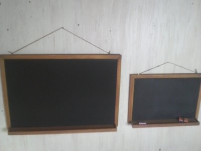 画像1: 壁掛け用　スクール風黒板　【オスモオーク】　セミオーダー品
