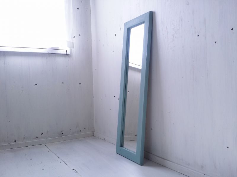 画像1: 無垢材で造る　姿見鏡　ミラー　床置き・壁掛け 【アンティークブルー】　セミオーダー品 (1)